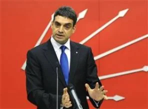 Atalay: Cahil, seviyesiz, terbiyesiz