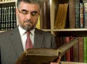 Bayındır: İslam'a hakaret eden öldürülmez