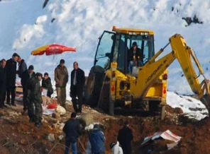 Bitlis'in kalbine saplanan kemikler Adli Tıp'ta