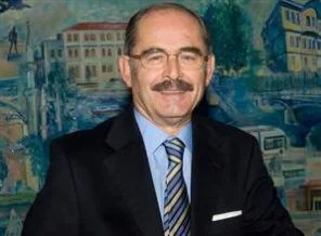 Büyükerşen DSP'den istifa etti