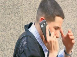Cep telefonundan 'yalan ölçer'e tepki