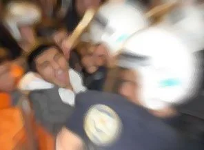 Çevik Kuvvete yumurtalı saldırı