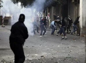 Cezayir'de olaylar büyüyor: 3 ölü