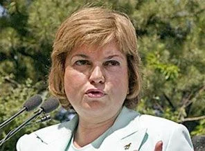 Çiller'e evinde ziyaret