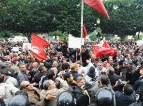 Devlet Başkanı Bin Ali, ülkesini terketti