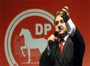 DP'nin yeni Başkanı Zeybek: Menderes kahpece öldürüldü