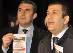 E-5'te pahalı benzin protestosu