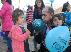 İHH Bilge Köyü yetimlerine sahip çıktı