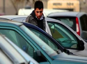 İkinci el araç satışında 1 milyar TL cepte kaldı