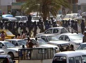 İsyan bayrağı Sudan'lı öğrencilerde!