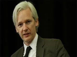 Julian Assange Rus vizesi aldı