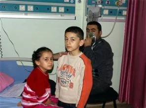 Kimyasal madde 13 kişiyi zehirledi