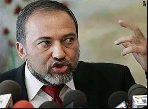 Lieberman: Yunanistan'la işbirliğini derinleştireceğiz