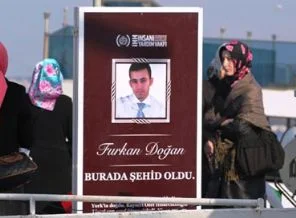 Mavi Marmara'ya yoğun ilgi
