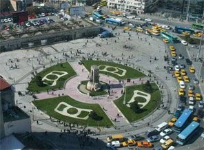 Mısır ve Tunus'a Taksim'den destek