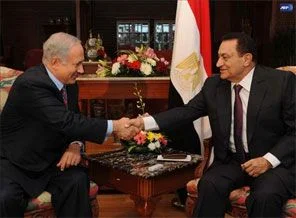 Netanyahu ile Mübarek bir araya geldi