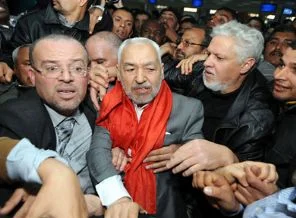Raşid Gannuşi Tunus'a döndü