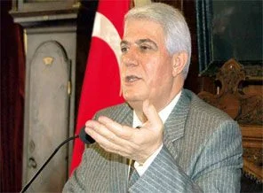 Sedefçi: Başbakan'ın ıslıklanması doğru değil