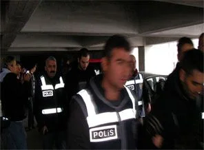 Soygun bitti maske düştü