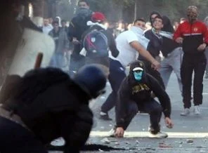 Tunus'ta olaylar büyüyor: 50 ölü