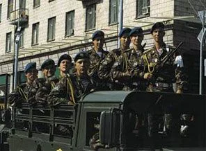Ukrayna ordusu yüzde 30 oranında küçülecek