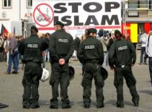 Avusturya'da İslam karşıtı birlik kuruldu