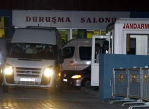 Balyoz tututkluları Silivri'de