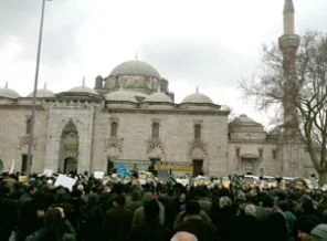 Beyazıt Meydanı'ndan Tahrir'e selam