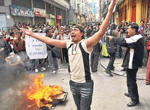 Bolivya'da yüksek fiyatlar halkı sokağa döktü