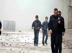 Bunlar 'taş atan çocuklar' değil