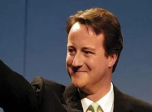 Cameron'dan tahliye özrü