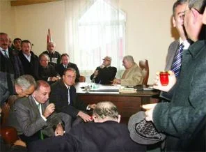 CHP'de kucak krizi