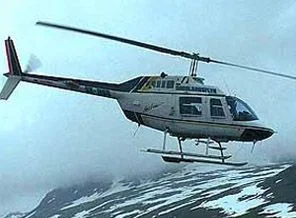 Çığ altında kalan vatandaşa helikopterli yardım