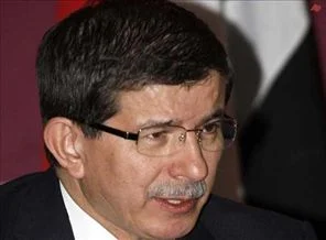 Davutoğlu: Hak ihlalinde İsrail birinci sırada