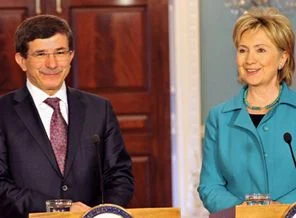 Davutoğlu ve Clinton, Mısır'ı görüştü