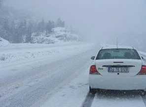 Düzce'de aşırı kar yağışı