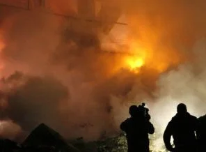 İsrail Gazze Şeridi'ni bombaladı
