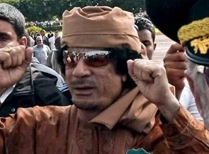 Kaddafi: Ülkeyi terk etmedim, etmeyeceğim