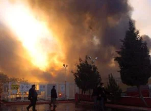Maraş'ta dün çıkan yangın, tekrar başladı