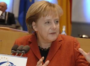Merkel'den, muhalefetle görüşme çağrısı