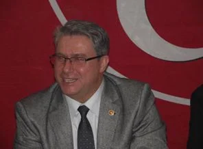 MHP Milletvekili Cengiz, trafik kazasında ağır yaralandı
