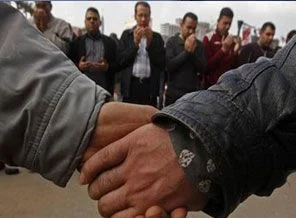 Mısır polisi, Tahrir Meydanı'nda yürüdü