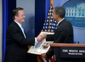 Obama, sözcüsüzye vedalaştı