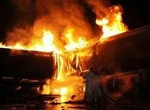 Pakistan'da NATO tankerine saldırı