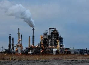 Petrol fiyatlarındaki artış spekülatif