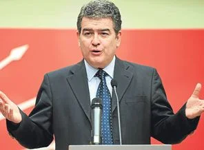Süheyl Batum hakkında inceleme