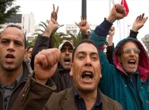Tunus'ta Kaddafi aleyhine gösteri