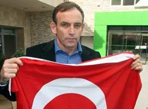 Türk bayrağı Mısır'da hayatlarını kurtardı