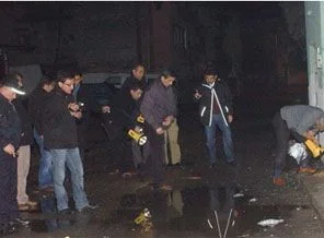 Adana'da karakol karşısında bomba patladı