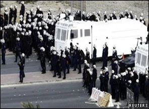 Bahreyn'de göstericilere büyük operasyon